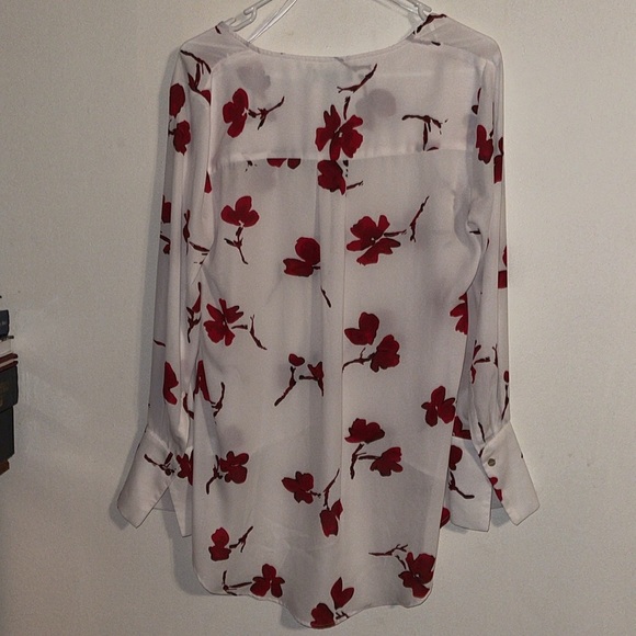 🌹THE LIMITED FLORAL HI-LOW BLOUSE - Picture 5 of 7